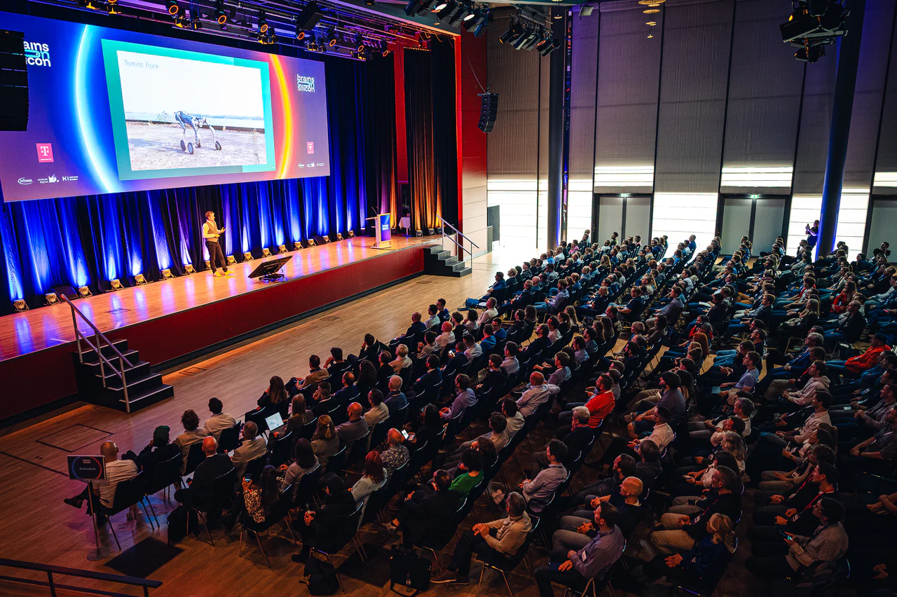 Brains on Silicon Mainstage mit Publikum im ICD Dresden